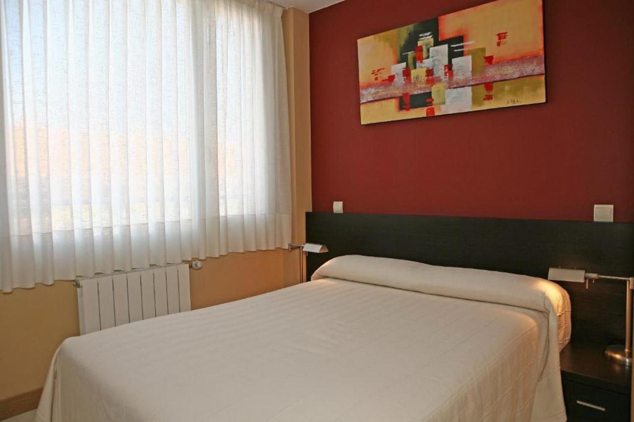 Apartamentos Playa De Portio Liencres Eksteriør billede